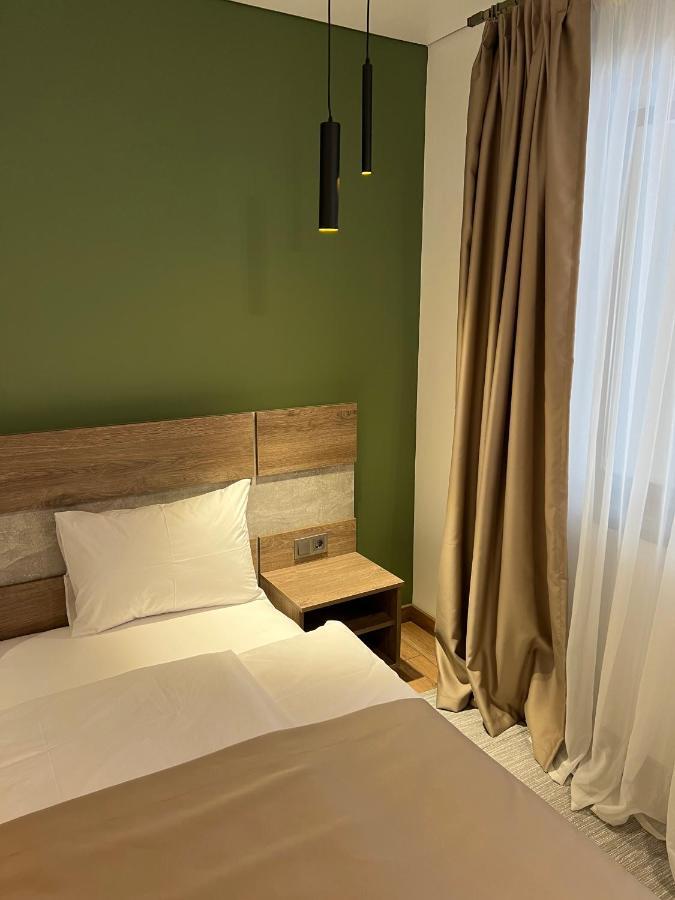 Hotel Loft Wood Mukatschewo Exterior foto
